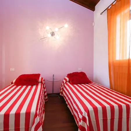 Chalet Orange Moniga del Garda